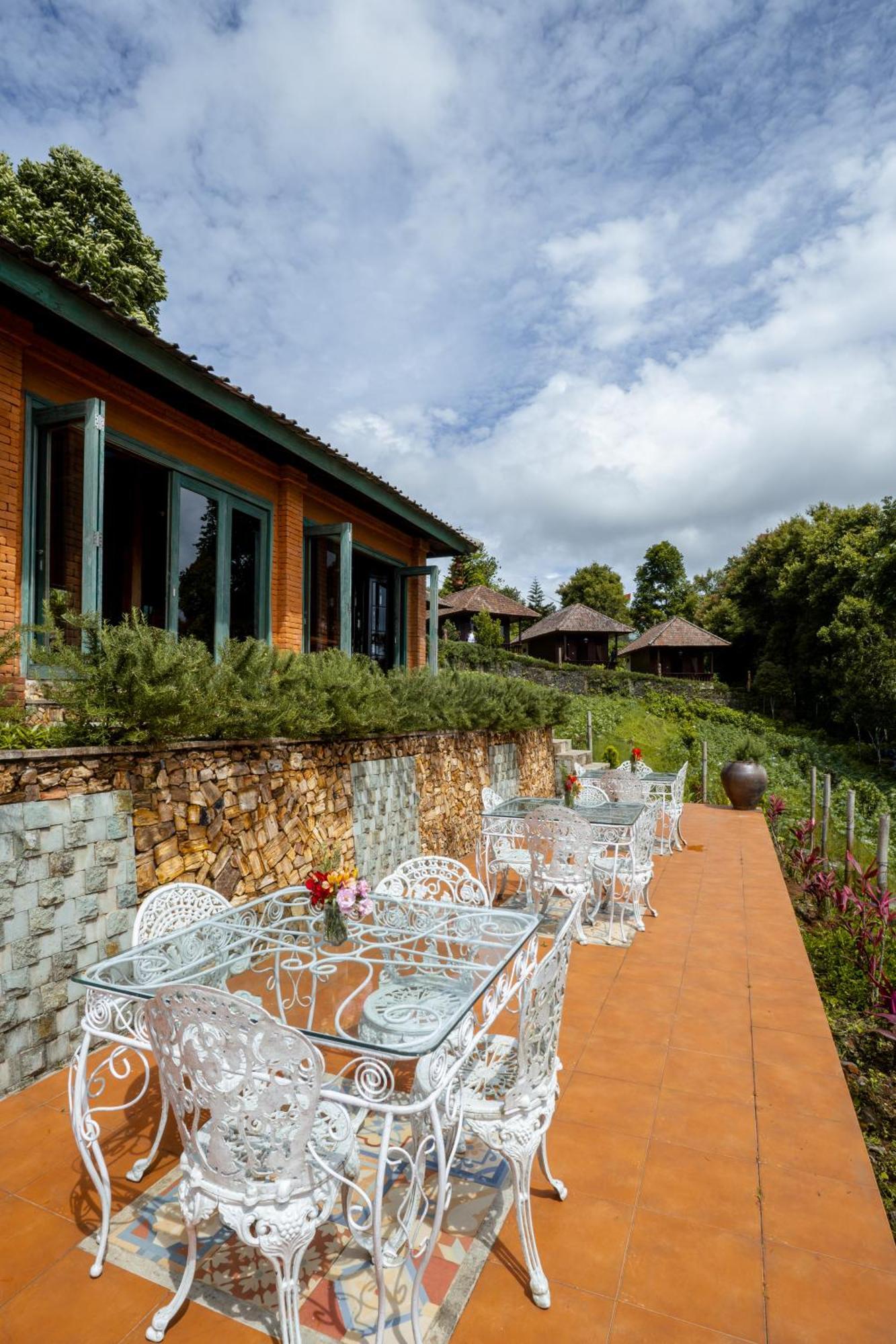Munduk Farm House