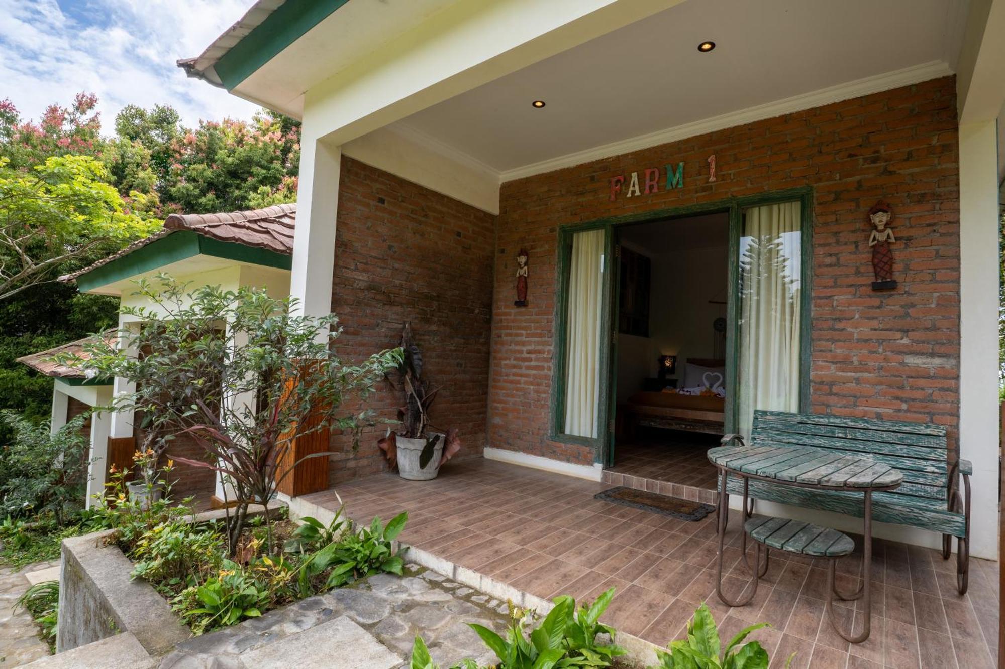 Munduk Farmhouse *