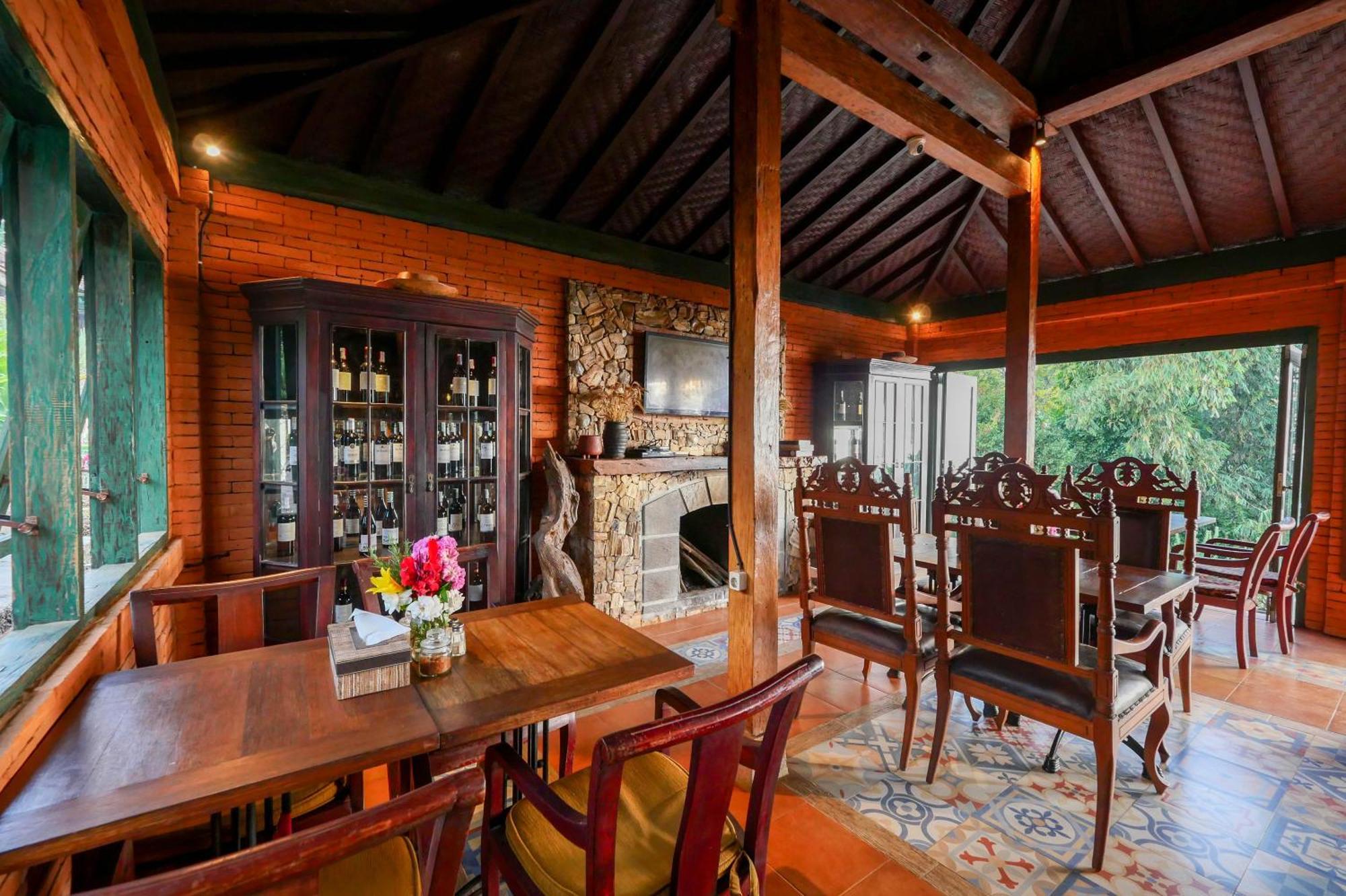 फार्म स्टे Munduk Farmhouse *